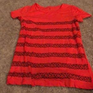 Red and navy printed top